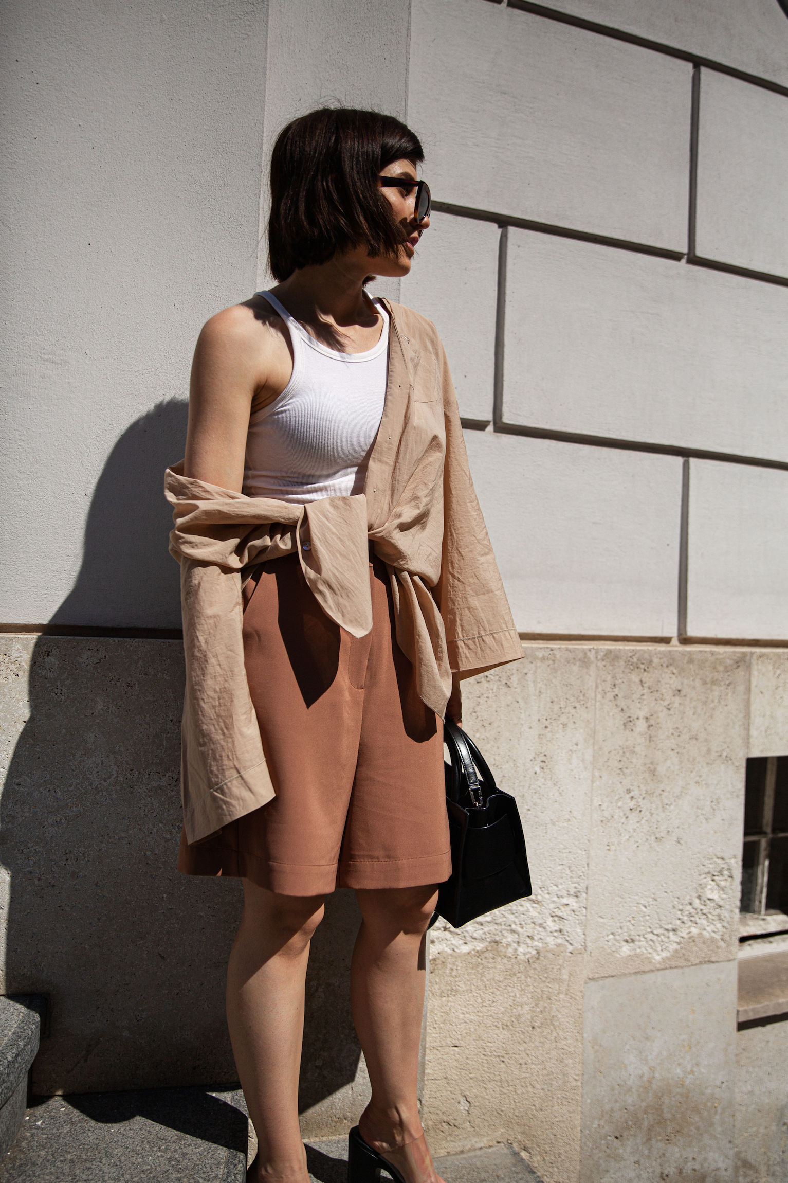 Summer Essential 2019: Bermuda Shorts I More up on viennawedekind.com #bermudashorts