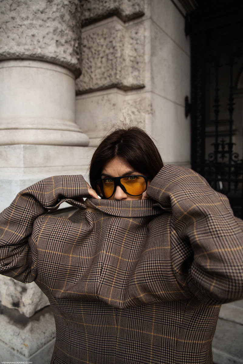 Fall-Trends-Mytheresa-Petar-Petrov-Jennae-Blazer-Nanushka-Lubo-Beltbag-District-Vision-Yukari-VIENNA-WEDEKIND (13)