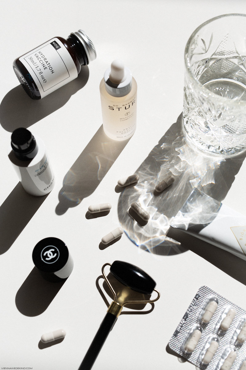 Skin-Food-Supplements-Dr-Barbara-Sturm-Anti-Pollution-VIENNA-WEDEKIND (1)