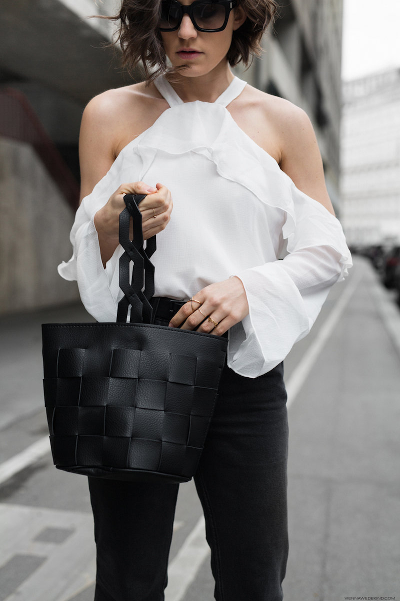 Mango-Cold-Shoulder-Top-Zara-Woven-Bucket-Bag-Mules-VIENNA-WEDEKIND (4)