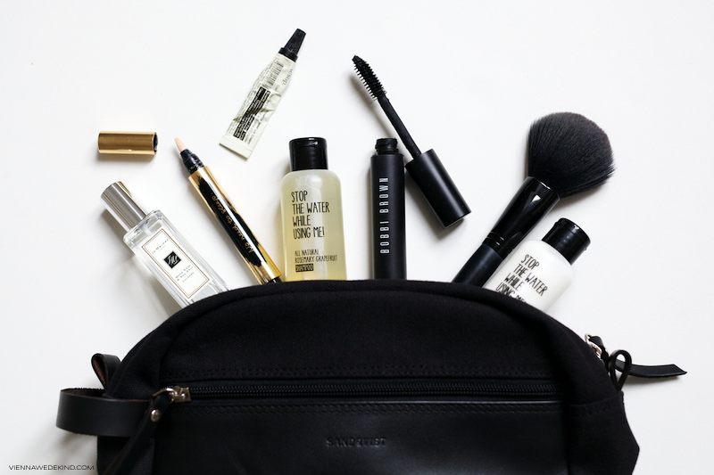 Beauty-Travel-Essentials-VIENNA-WEDEKIND