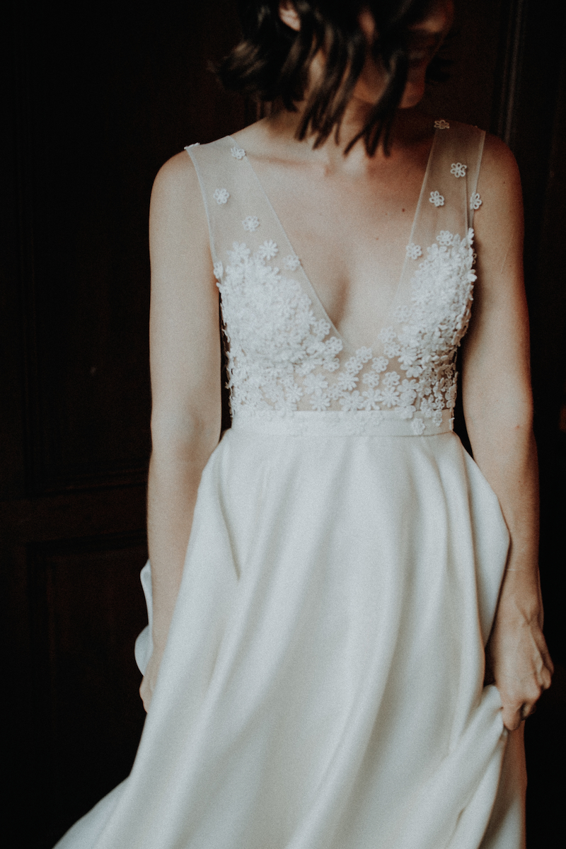 Modern Wedding Guide: Minimal Wedding Dress from Kaviar Gauche I More on viennawedekind.com #minimalwedding #modernweddingdress #kaviargauche