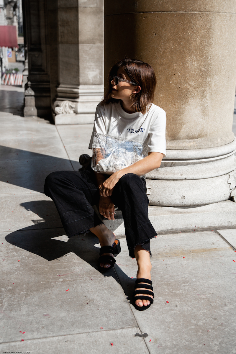 Jacquemus Le Souk Tee & Suede Mules I Check it out on viennawedekind.com